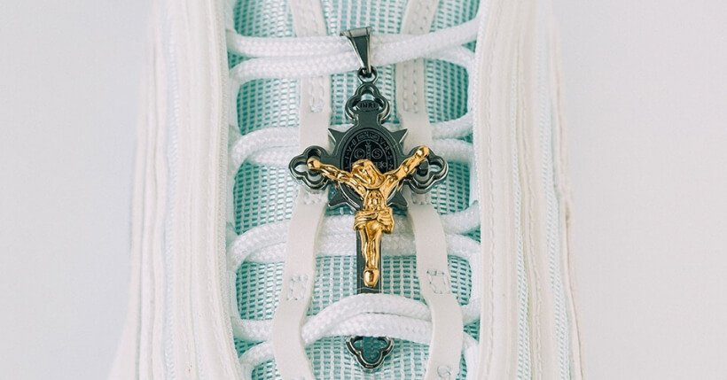 Le sneakers personalizzate più trash di Instagram: Quando il custom è troppo