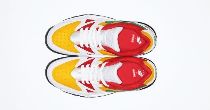 Supreme x Nike Cross Trainer Low white up
