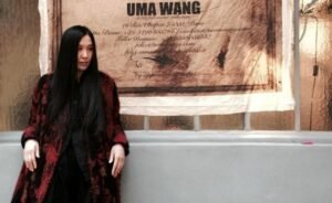 Chi è Uma Wang, la prima stilista cinese diventata famosa a livello internazionale